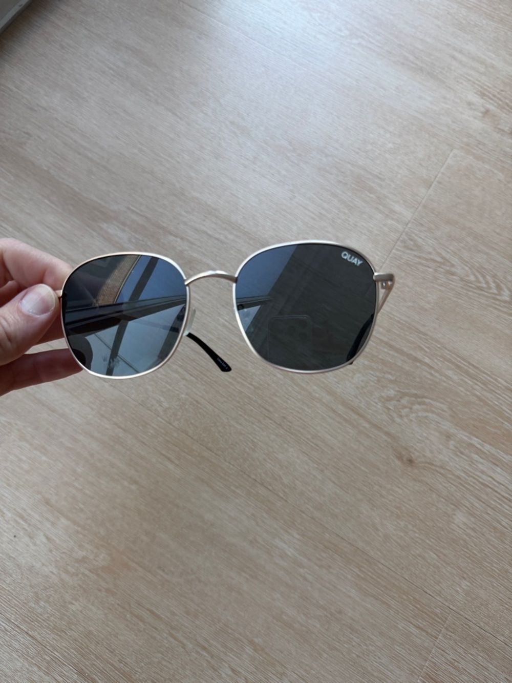 Quay Oversized Round Metal Sunglasses - Gold Frame with Dark Lenses